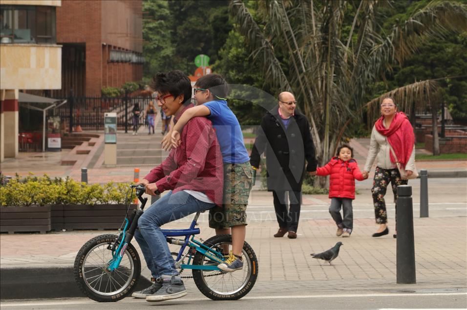 شوارع كولومبيا أيام الأحد.. للدراجات فقط
