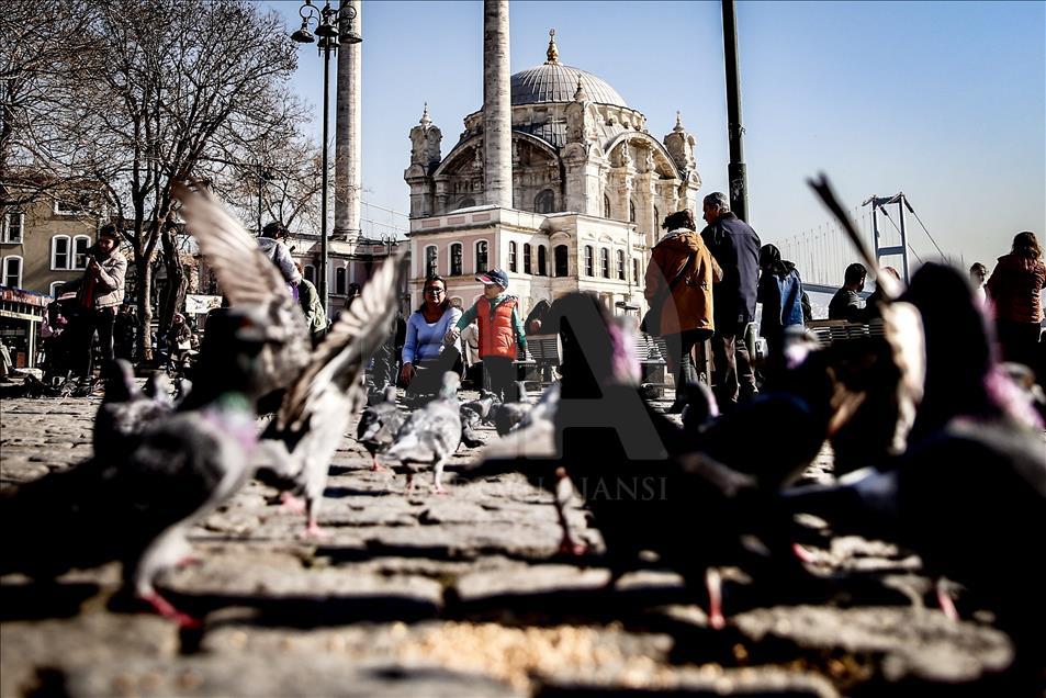 İstanbul’da güneşli hava