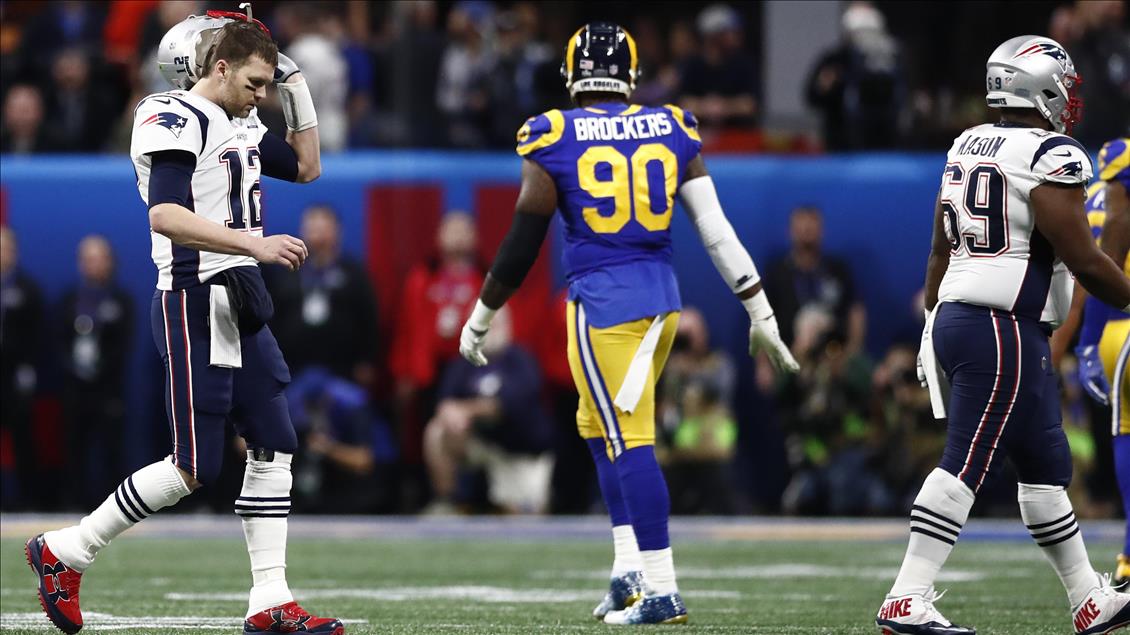 New England Patriots 6'ncı Super Bowl kupasını kazandı