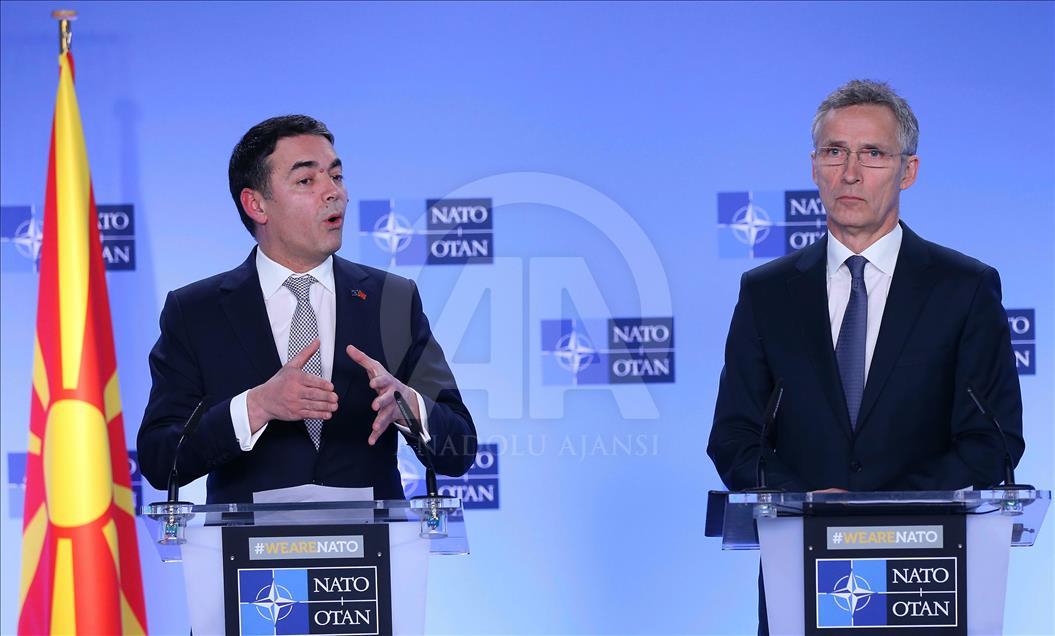 Maqedonia nënshkruan Protokolin për anëtarësimin në NATO