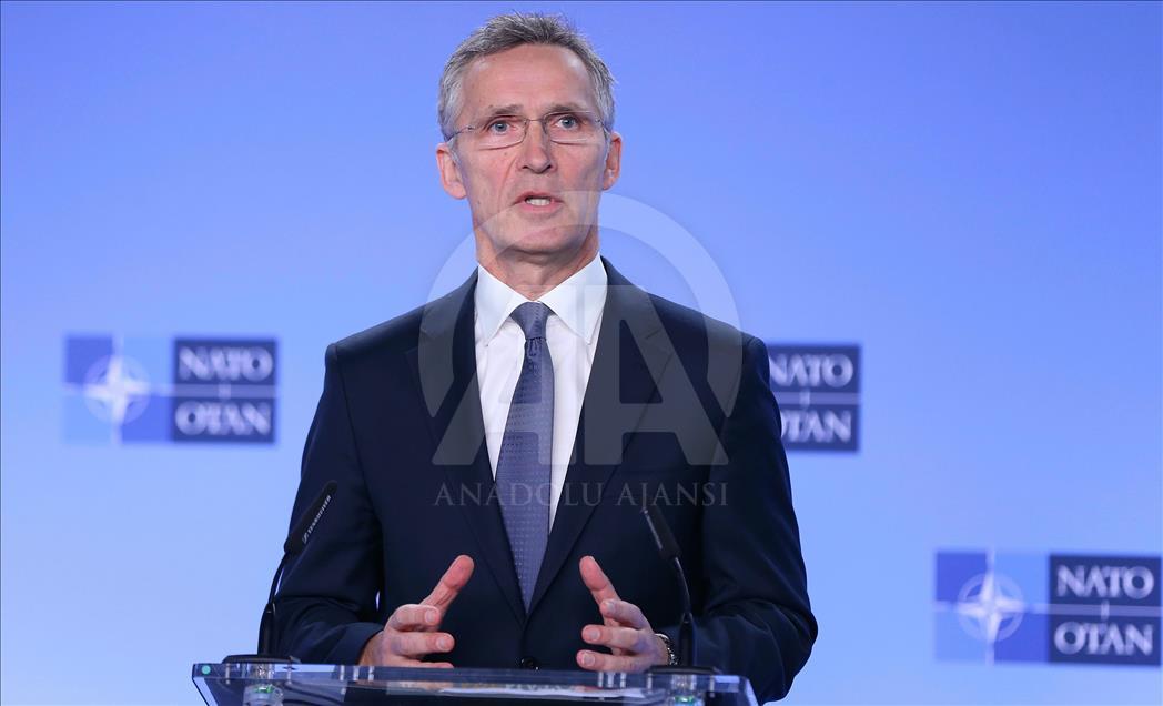 Maqedonia nënshkruan Protokolin për anëtarësimin në NATO