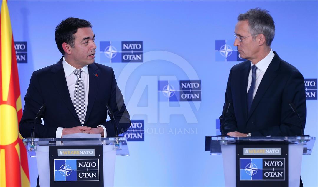 Maqedonia nënshkruan Protokolin për anëtarësimin në NATO
