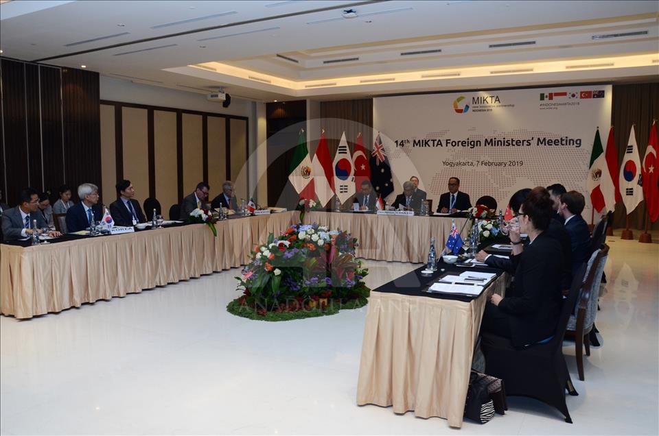 Forum negara-negara MIKTA ke-14 di Yogyakarta