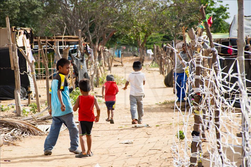 Asentamientos de migrantes venezolanos en La Guajira
