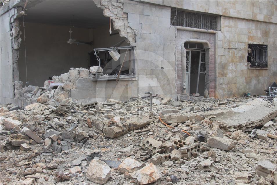 Siri, forcat e regjimit shkatërrojnë në tërësi dy qyteza në Idlib