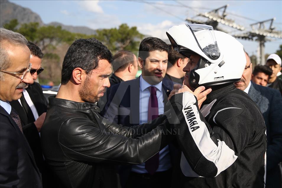 Ulaştırma ve Altyapı Bakanı Cahit Turhan, Antalya'da 