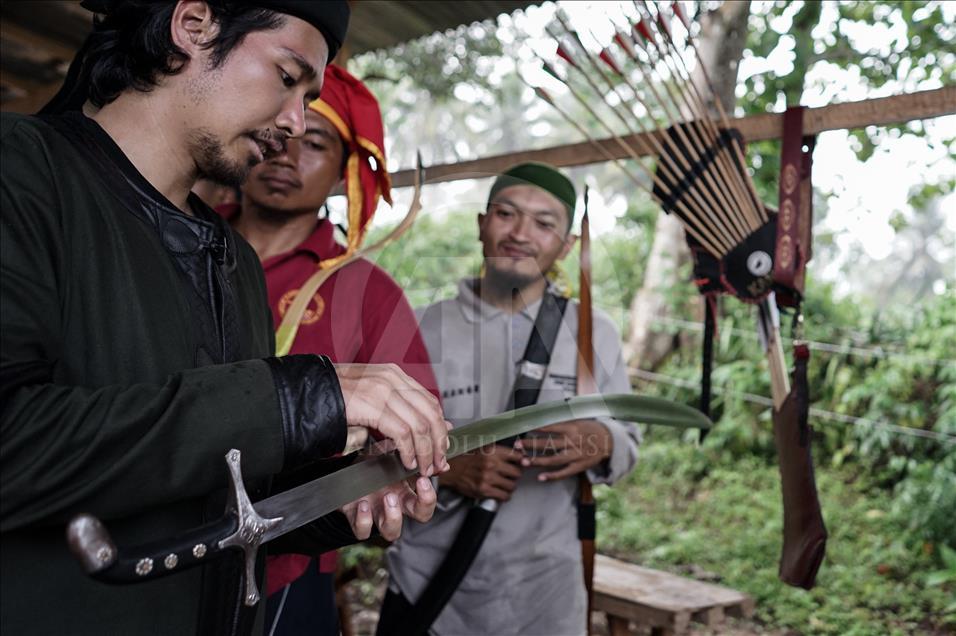Pelatihan panahan berkuda tradisional Turki