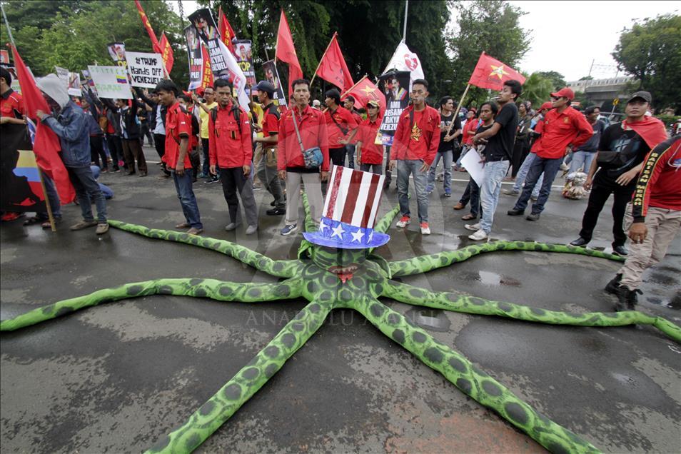 Demonstrasi menentang intervensi AS atas Venezuela