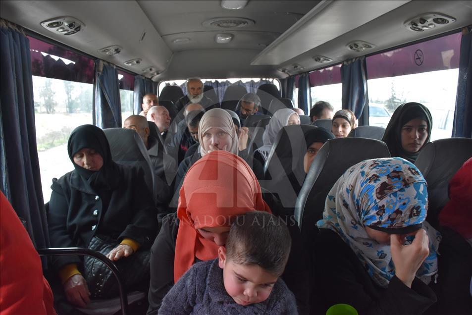Suriye'de alıkonulanlar eş zamanlı serbest bırakıldı