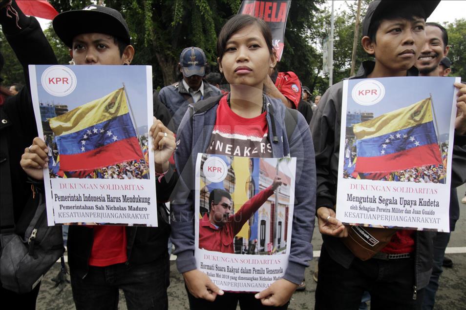 Demonstrasi menentang intervensi AS atas Venezuela