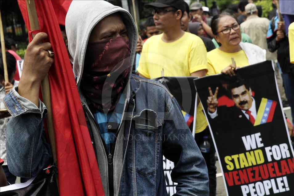 Demonstrasi menentang intervensi AS atas Venezuela