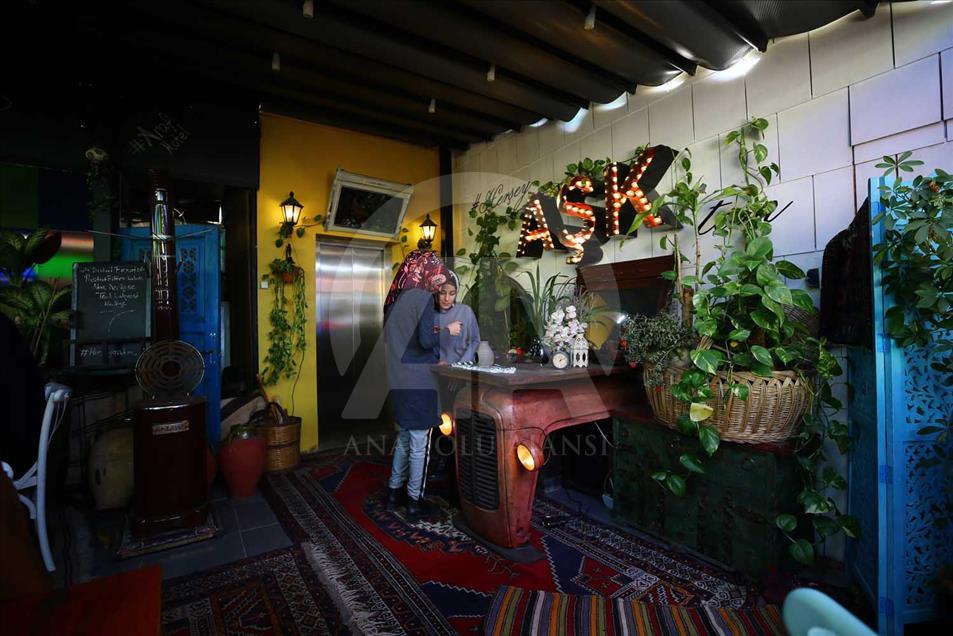 El hotel turco que permite a los turistas comprar hasta sus muebles