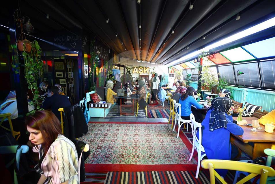 El hotel turco que permite a los turistas comprar hasta sus muebles