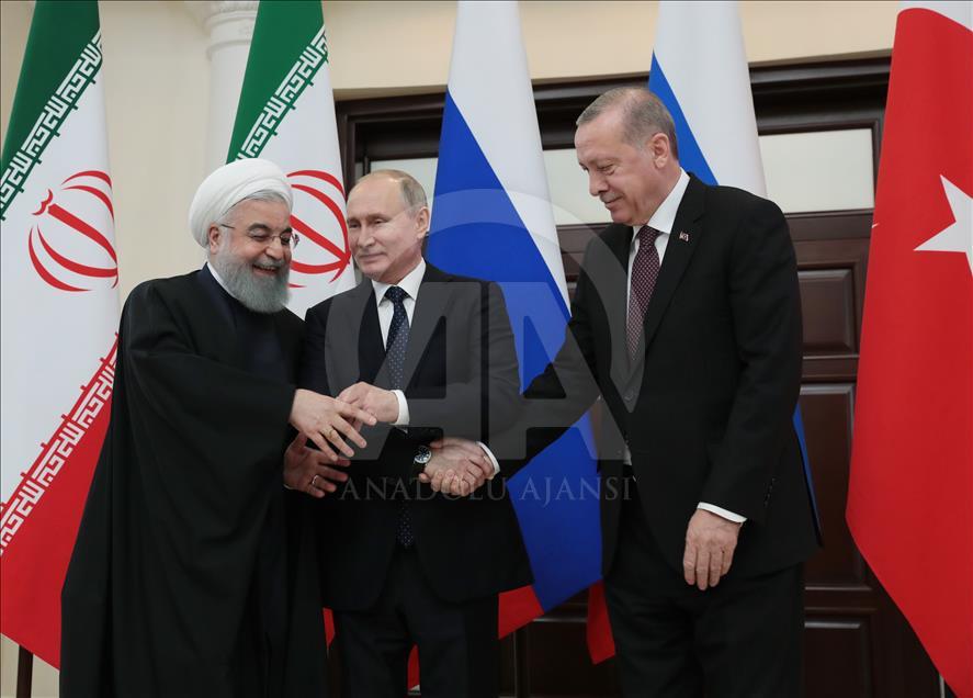 В Сочи прошел трехсторонний саммит по Сирии