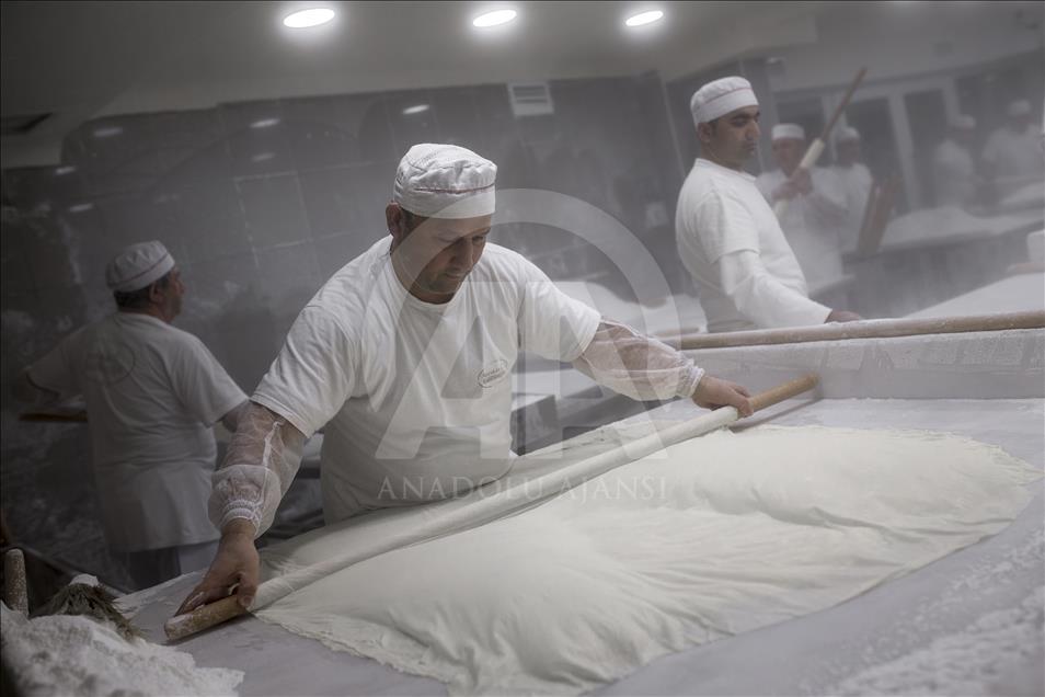 El arte de preparar baklava en Estambul
