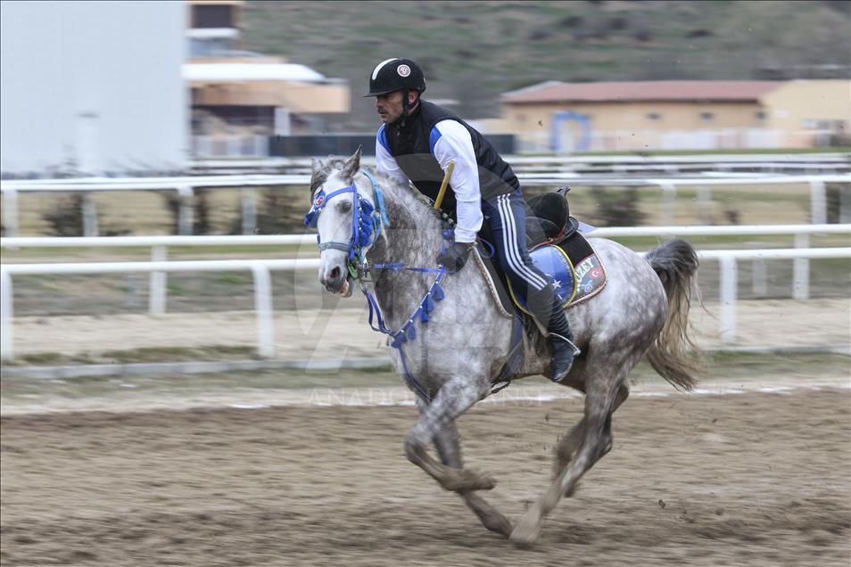 2018 yılı atlı cirit müsabakaları başladı