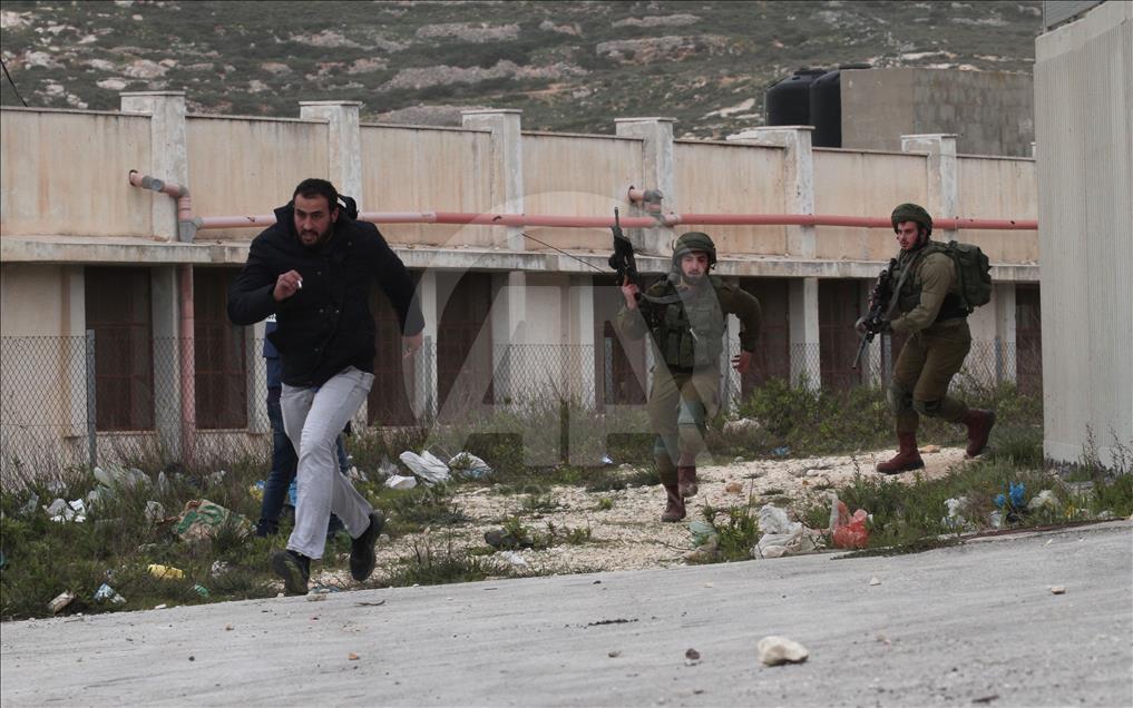 درگیری میان فلسطینی‌ها و نیروهای اسرائیل در نابلوس
