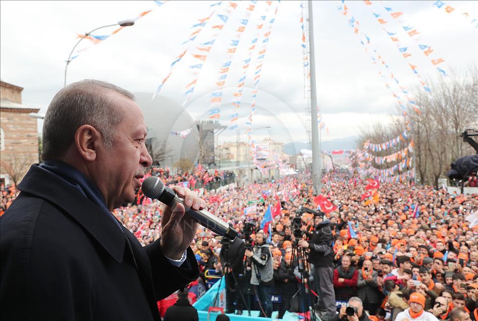 سخنرانی اردوغان در جمع مردم بورسا
