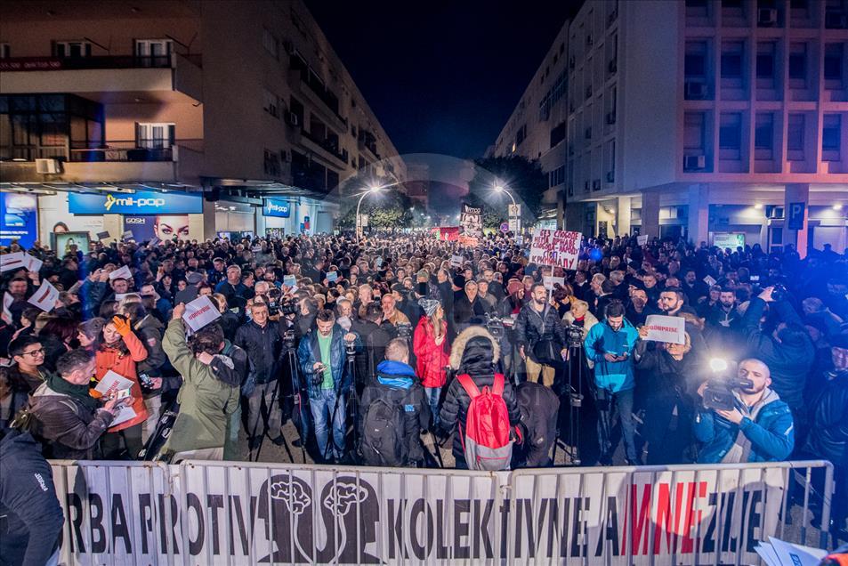 Karadağ ve Sırbistan'da hükümet karşıtı protesto