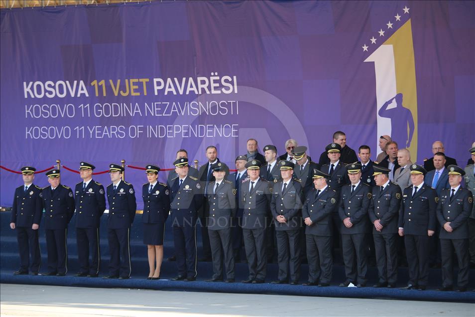 Parada ushtarake të mbajtura për nder të Ditës së Pavarësisë së Kosovës
