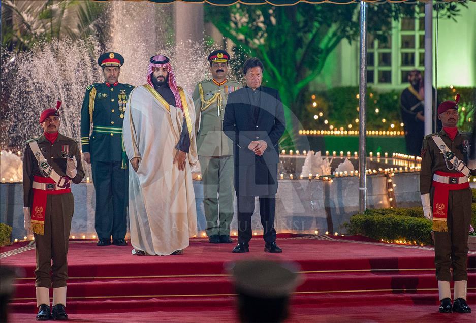 El príncipe heredero de Arabia Saudita, Mohammed bin Salman en Islamabad, Pakistán.