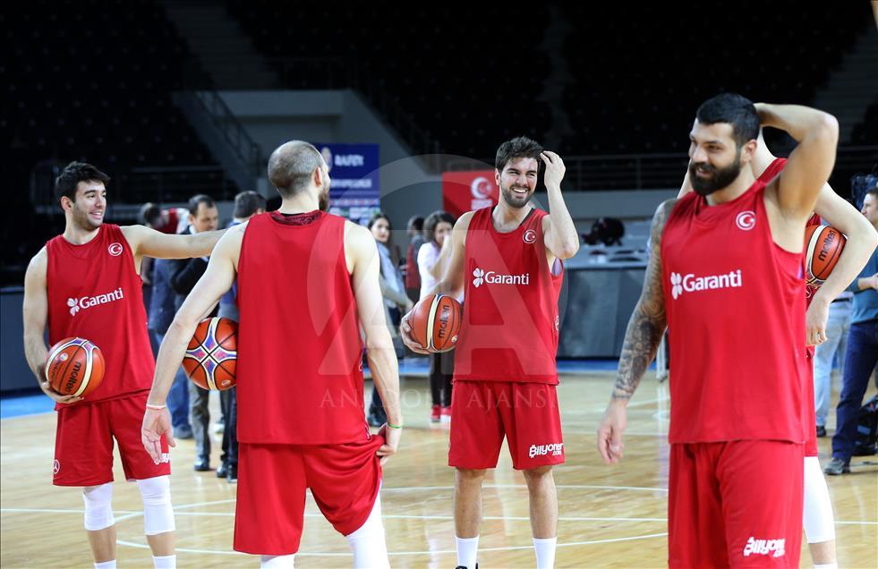 A Milli Basketbol Takımı Medya Günü
