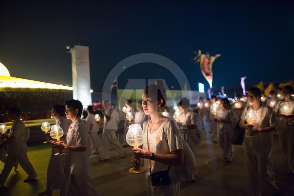 Festival budista Magha Puja en Tailandia 