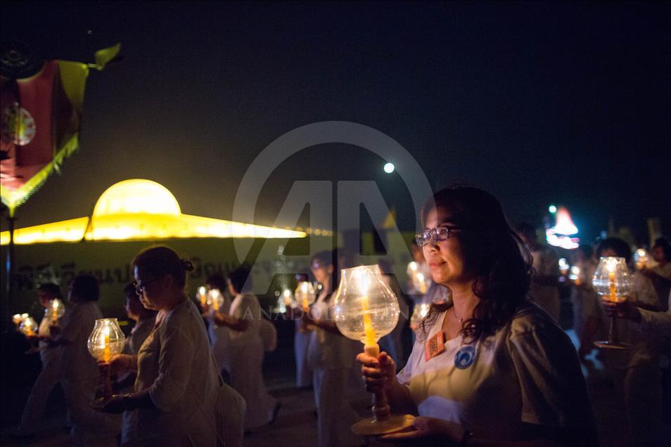 Festival budista Magha Puja en Tailandia 