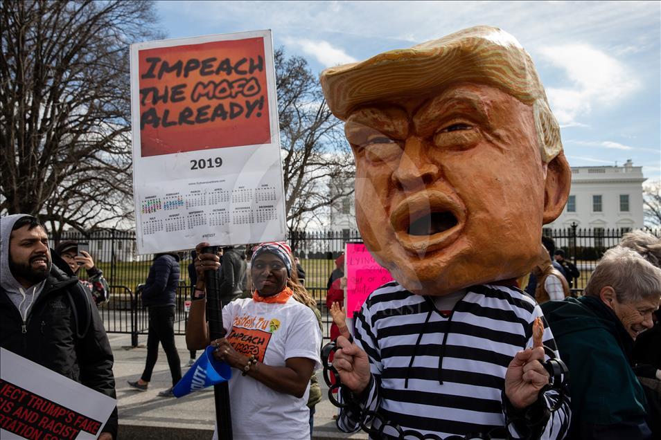 Protest in front of White House
