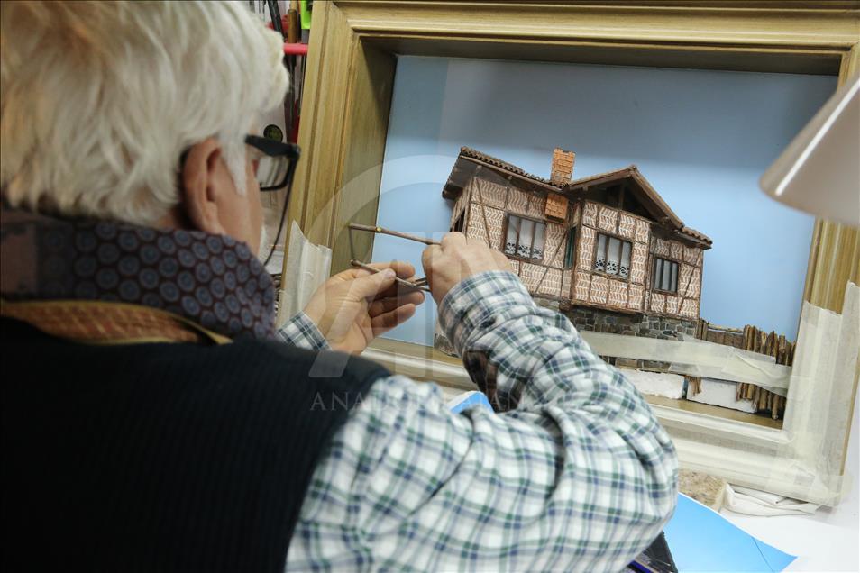 Çocuğunun ev ödeviyle başladığı rölyefte usta oldu