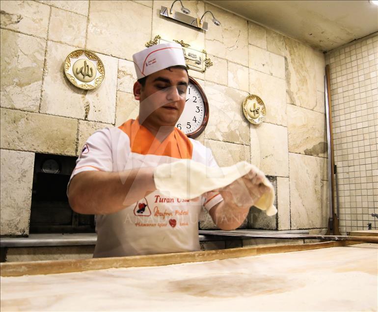 İlçe sınırlarını aşan lezzet: Bafra pidesi