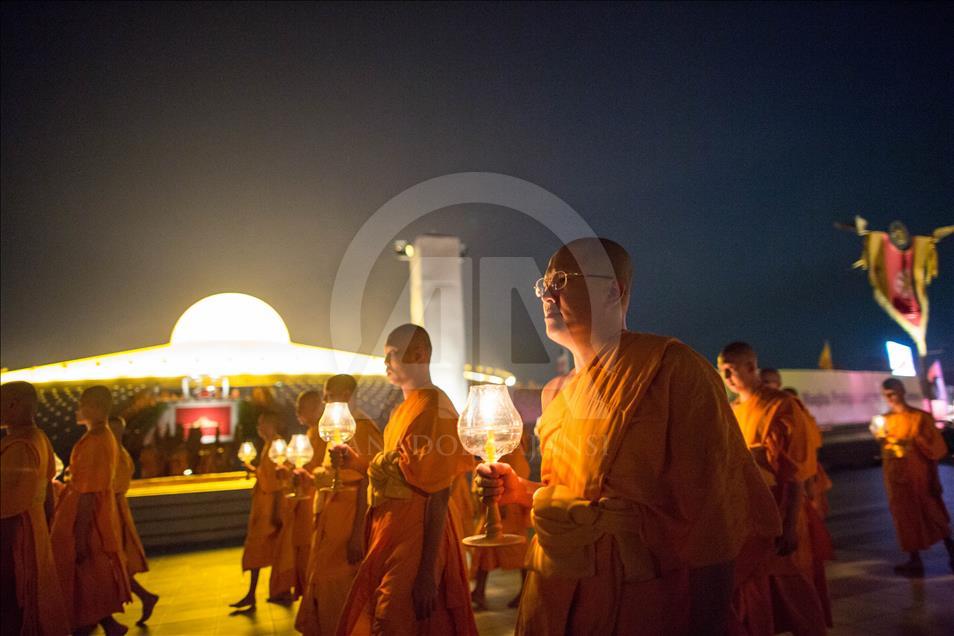 Festival budista Magha Puja en Tailandia 