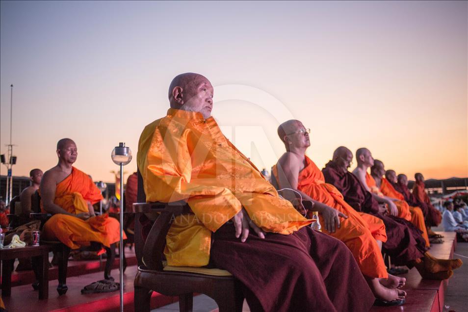 Makha Bucha Festival in Bangkok, Thailand - 19 Feb 2019