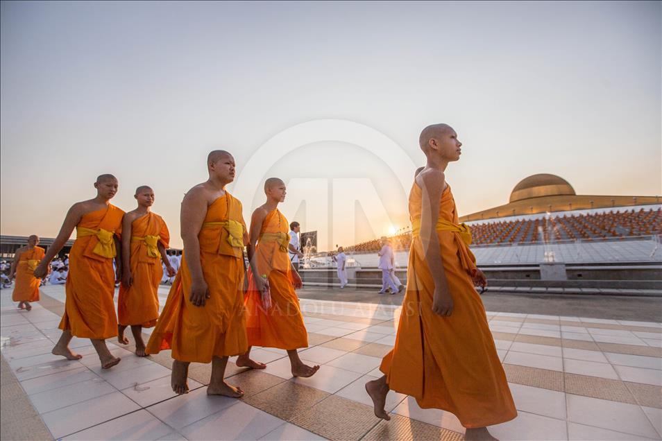 Festival budista Magha Puja en Tailandia 