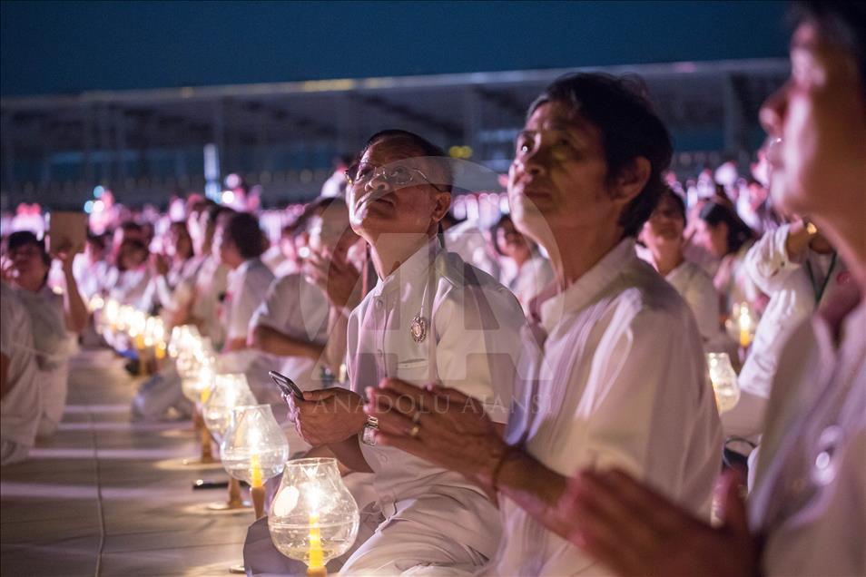 Festival budista Magha Puja en Tailandia 