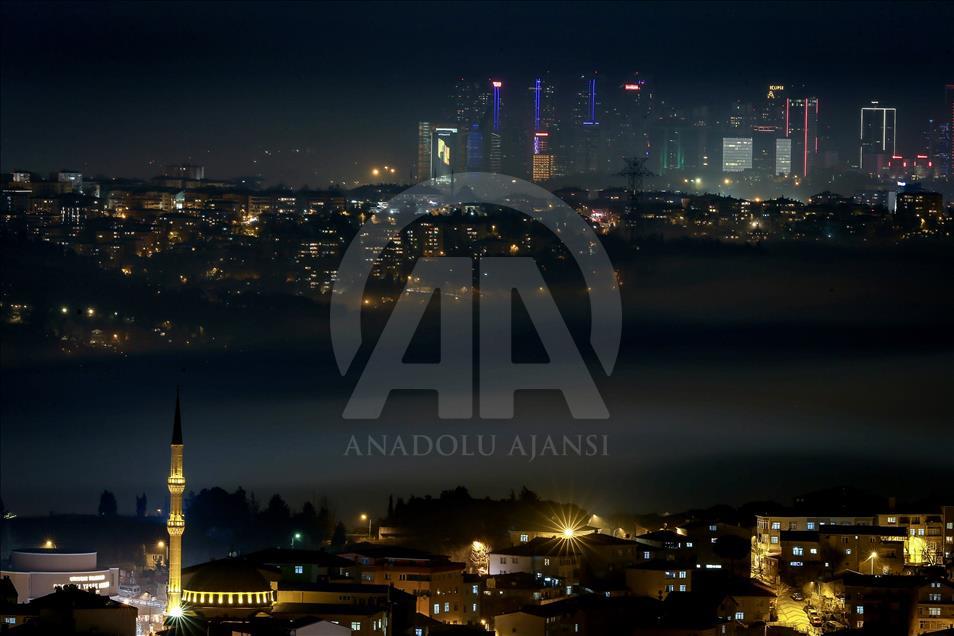 İstanbul'da sis