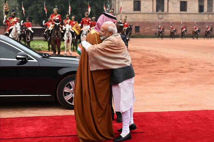 Príncipe heredero saudí de visita en India