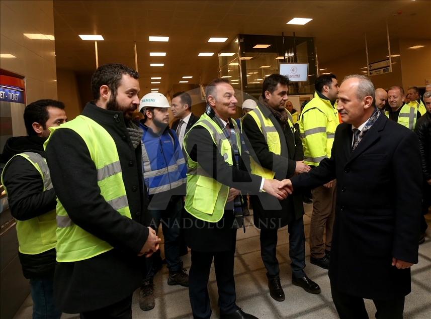 Ulaştırma ve Altyapı Bakanı Mehmet Cahit Turhan
