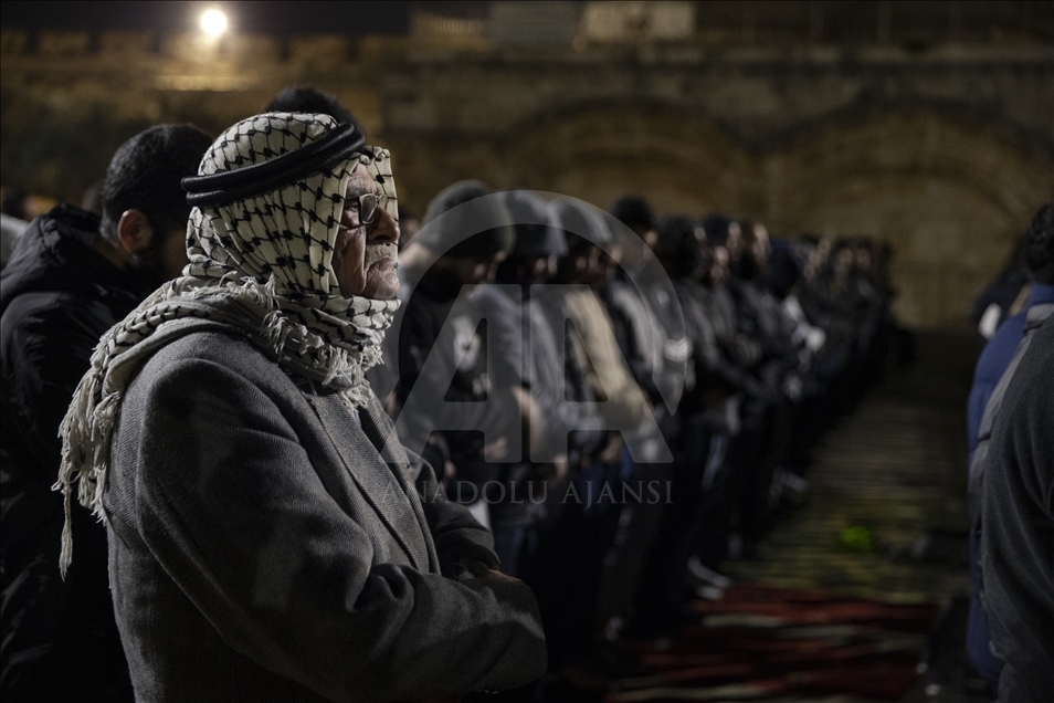 Polisi Israel merantai Gerbang Al-Rahma di Yerusalem