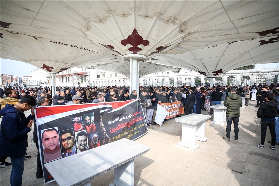 Turqi, falet namazi i xhenazes në mungesë për të rinjtë e ekzekutuar në Egjipt