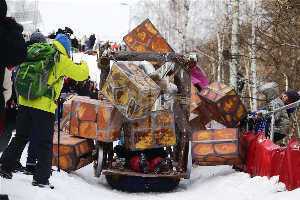 Festival "Battle Sani" u Moskvi: Stotine djece se spuštalo niz snježnu stazu