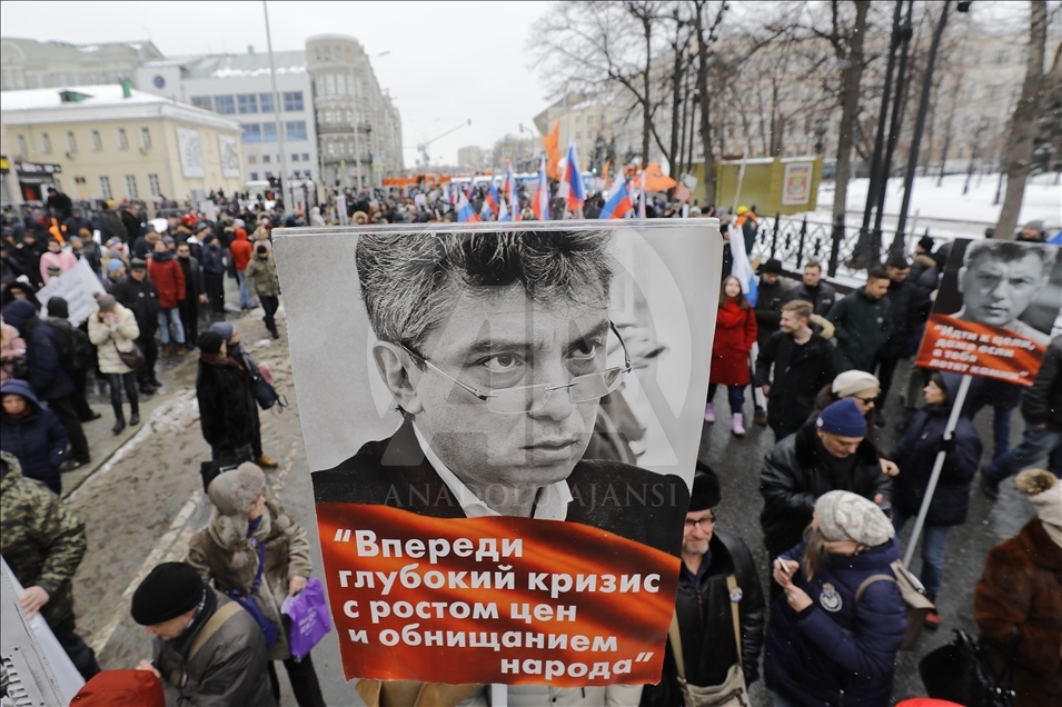 Rus muhalif Nemtsov'un öldürülmesinin 4. yılı
