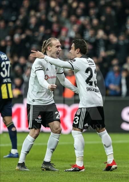 Besiktas v Fenerbahce: Turkish Super Lig
