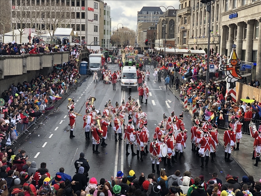 Desfile de carnaval 'Lunes de las Rosas' en Colonia, Alemania