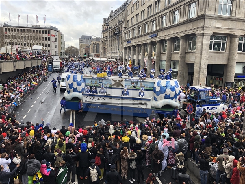 Desfile de carnaval 'Lunes de las Rosas' en Colonia, Alemania