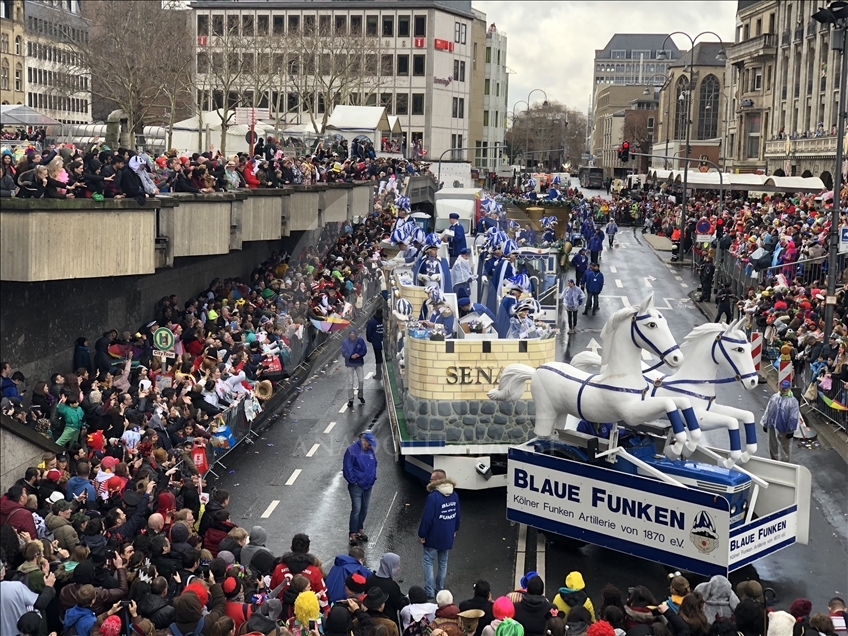 Desfile de carnaval 'Lunes de las Rosas' en Colonia, Alemania