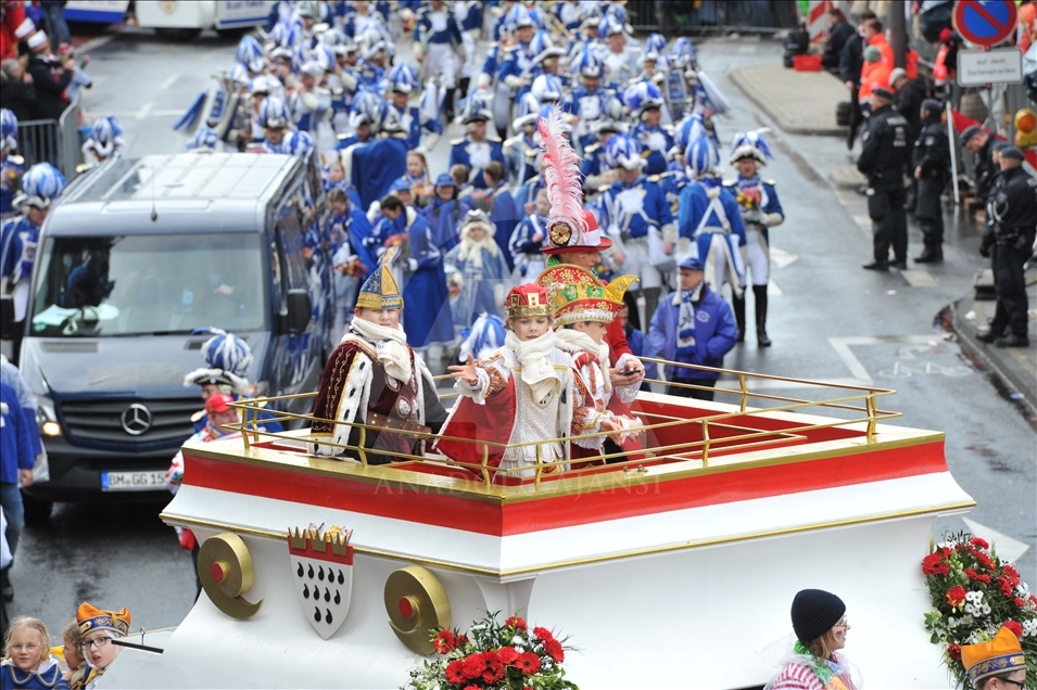 Desfile de carnaval 'Lunes de las Rosas' en Colonia, Alemania