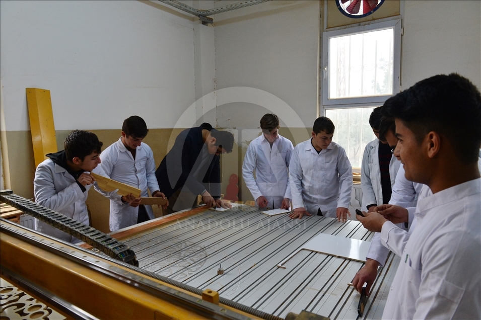Şanlıurfa'nın fabrikalarla yarışan meslek liseleri