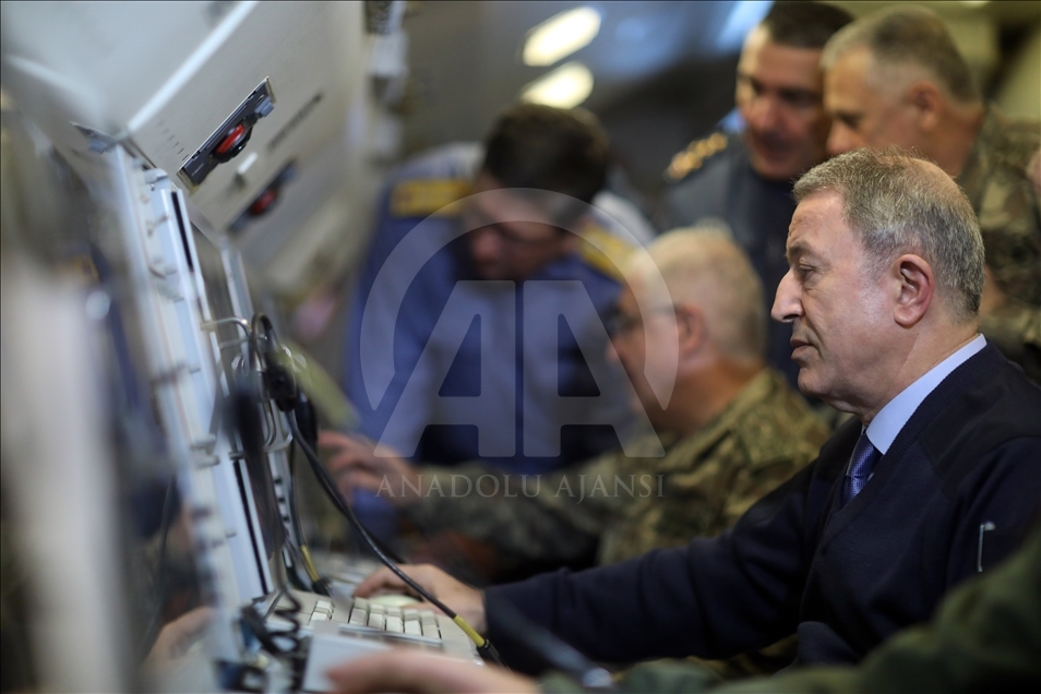  Milli Savunma Bakanı Hulusi Akar