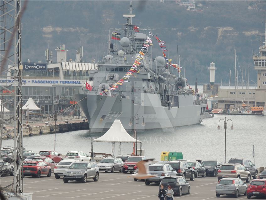 Корабли ВМС Турции зашли в порт Варна
